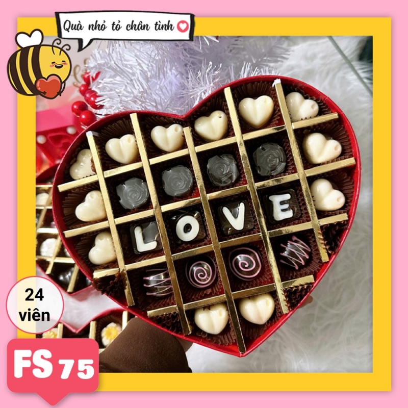Hộp Socola Valentine trái tim 24 viên có ngăn FS75