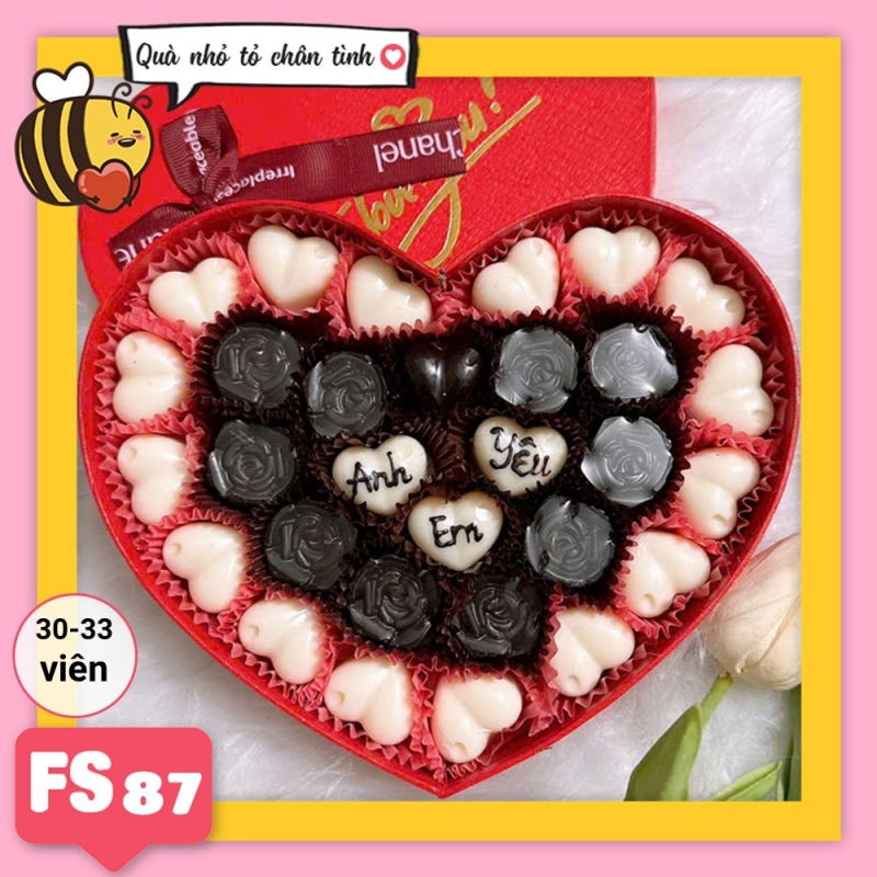 Hộp Socola Valentine trái tim 30-33 viên không ngăn FS87
