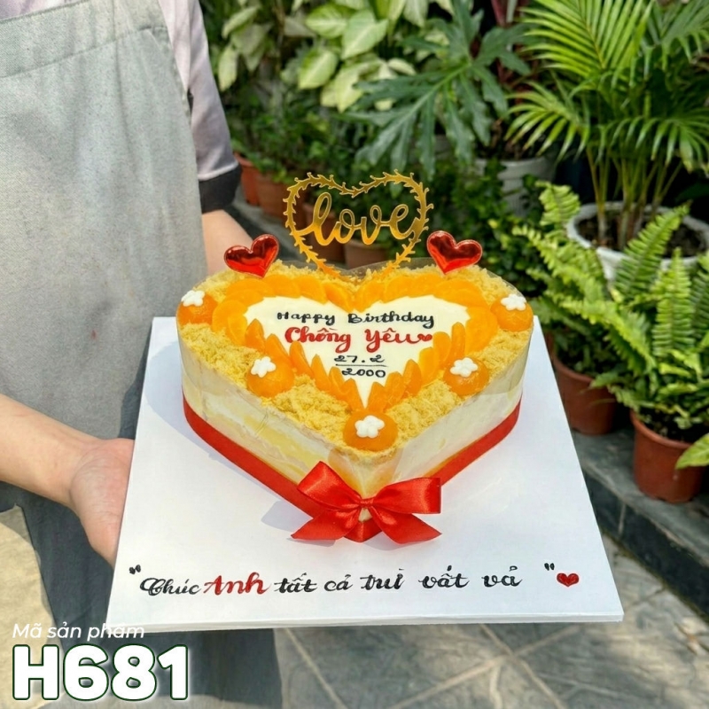 H681 Bánh bông lan trứng muối