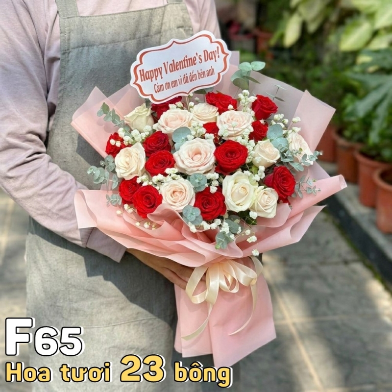 F65 Bó hoa tươi 23 bông