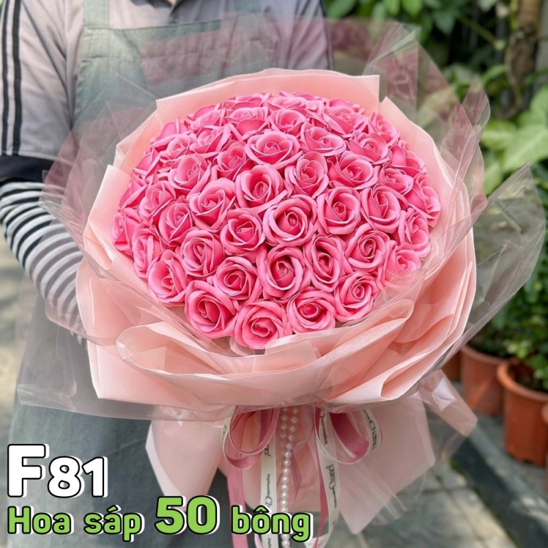 F81 Bó hoa sáp 50 bông